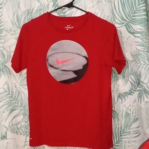 Nike kids basketball shirt
